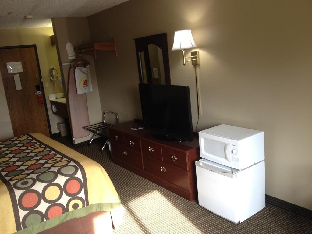 Super 8 By Wyndham Olney Motel Bilik gambar